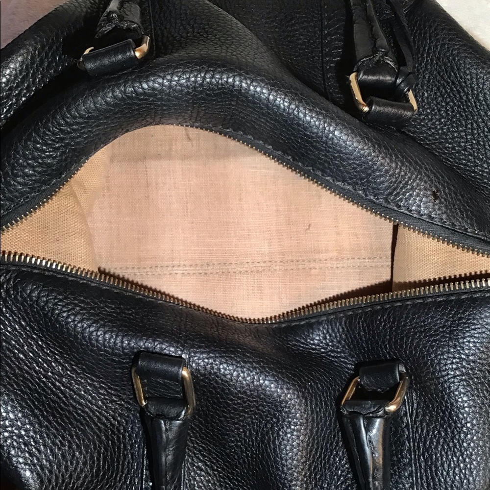Fendi seller is leather bag - Picture 6 of 12